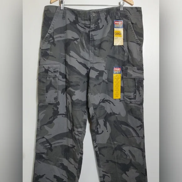 Wrangler Grey Camouflage Cargo Pants - Picture 1 of 10